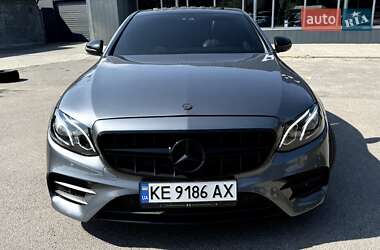 Седан Mercedes-Benz E-Class 2016 в Днепре