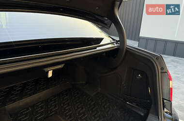 Седан Mercedes-Benz E-Class 2012 в 