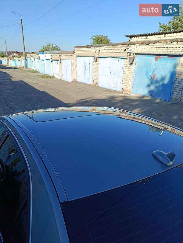 Седан Mercedes-Benz E-Class 2011 в Николаеве