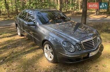 Седан Mercedes-Benz E-Class 2007 в 