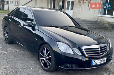 Седан Mercedes-Benz E-Class 2010 в 