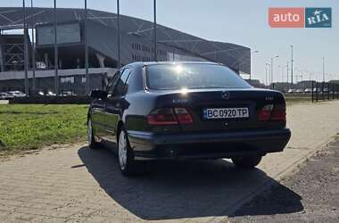 Седан Mercedes-Benz E-Class 2001 в 