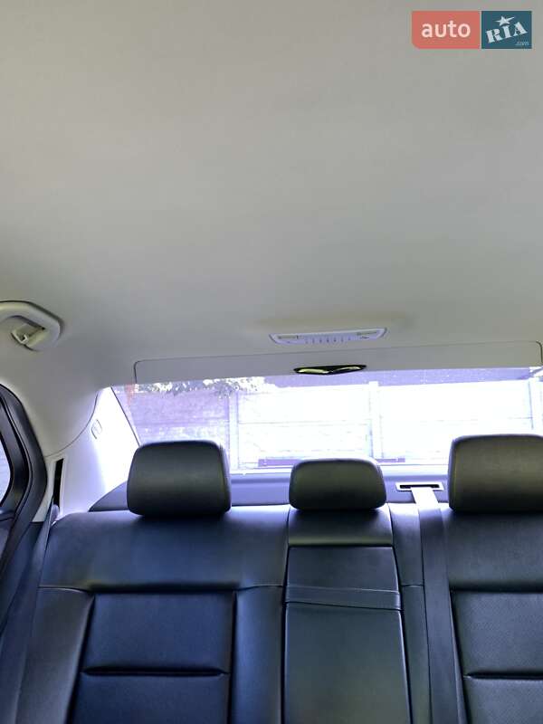 Седан Mercedes-Benz E-Class 2012 в Чернігові