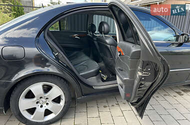 Седан Mercedes-Benz E-Class 2003 в 