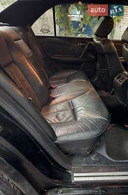 Седан Mercedes-Benz E-Class 1999 в  фото 14 Седан Mercedes-Benz E-Class 1999 в