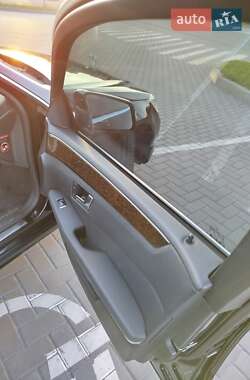 Седан Mercedes-Benz E-Class 2012 в 
