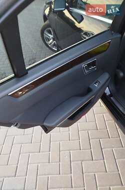 Седан Mercedes-Benz E-Class 2012 в 
