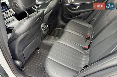 Седан Mercedes-Benz E-Class 2019 в 