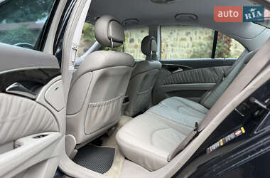 Седан Mercedes-Benz E-Class 2004 в 