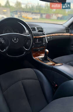 Седан Mercedes-Benz E-Class 2003 в 