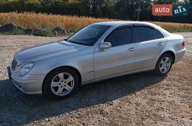 Седан Mercedes-Benz E-Class 2003 в Ромнах