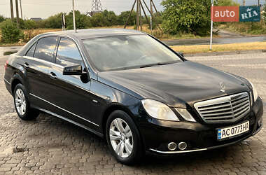 Седан Mercedes-Benz E-Class 2009 в 