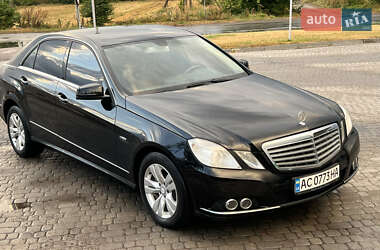 Седан Mercedes-Benz E-Class 2009 в 
