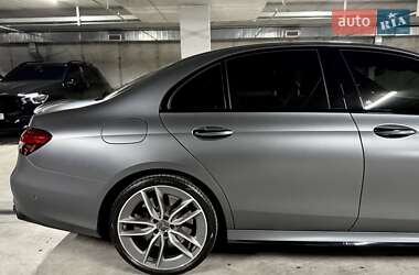 Седан Mercedes-Benz E-Class 2022 в 