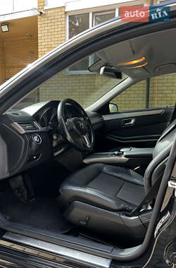 Седан Mercedes-Benz E-Class 2012 в 