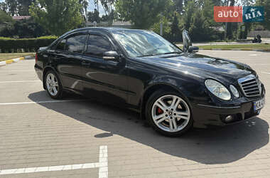 Седан Mercedes-Benz E-Class 2009 в 