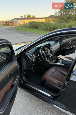 Седан Mercedes-Benz E-Class 2015 в 