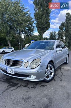 Седан Mercedes-Benz E-Class 2003 в 
