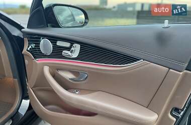 Седан Mercedes-Benz E-Class 2016 в 