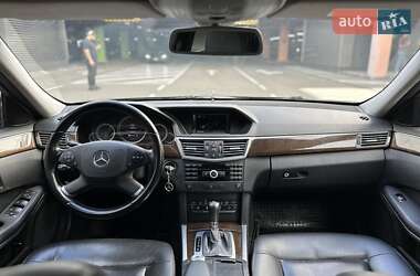 Седан Mercedes-Benz E-Class 2009 в 