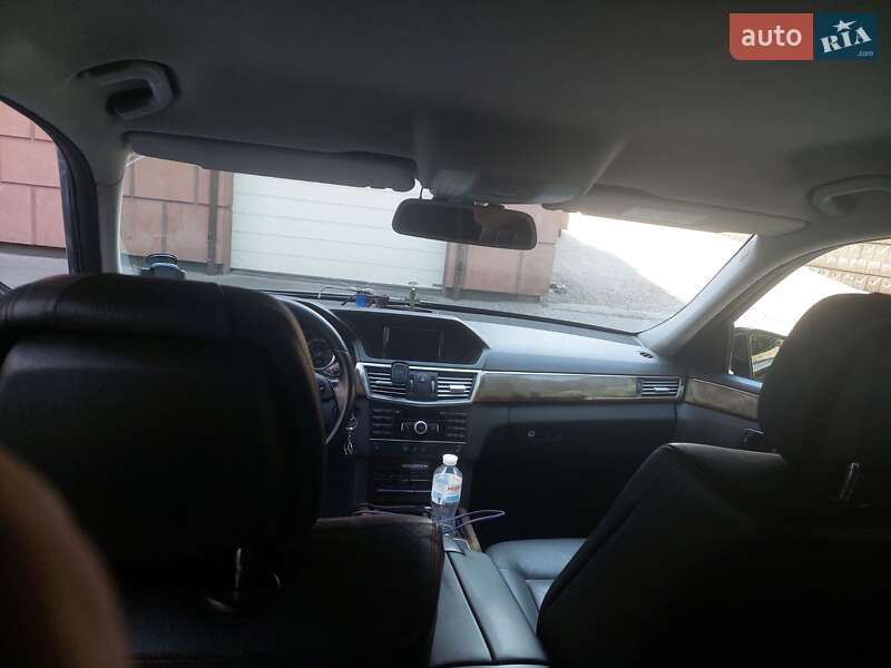 Седан Mercedes-Benz E-Class 2010 в Запорожье