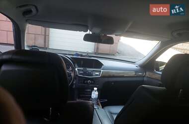 Седан Mercedes-Benz E-Class 2010 в 