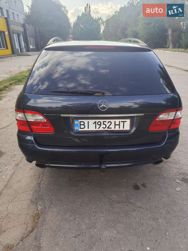 Универсал Mercedes-Benz E-Class 2005 в Хороле