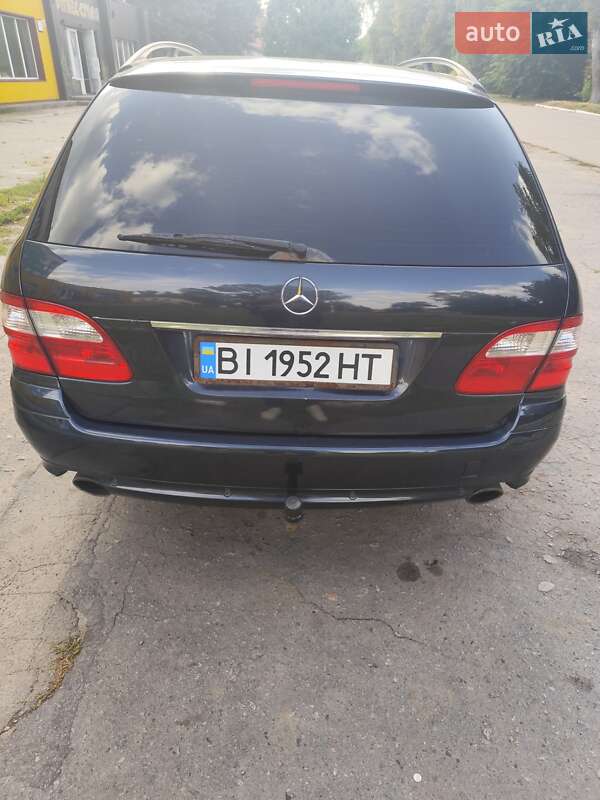 Универсал Mercedes-Benz E-Class 2005 в Хороле