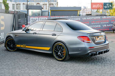 Седан Mercedes-Benz E-Class 2018 в 