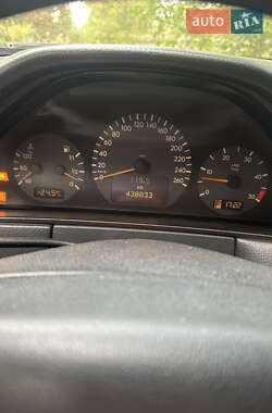 Седан Mercedes-Benz E-Class 1999 в 