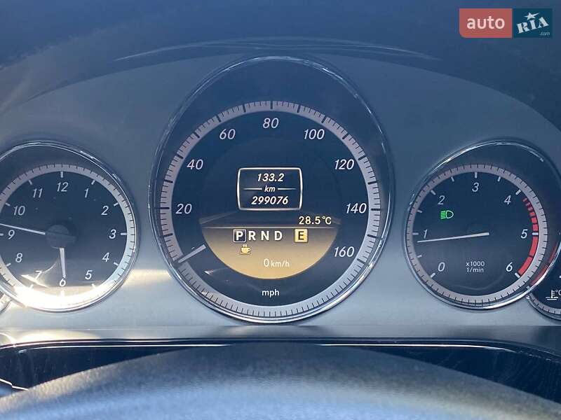 Универсал Mercedes-Benz E-Class 2010 в Киеве