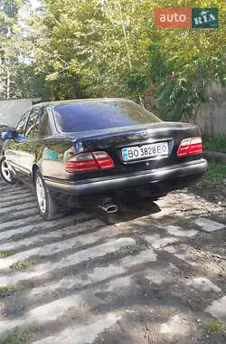 Седан Mercedes-Benz E-Class 1999 в 