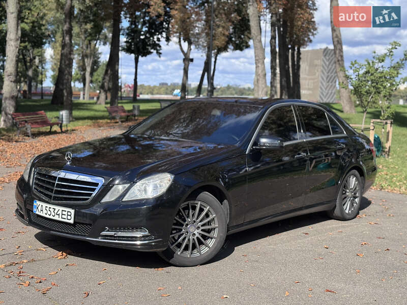 Mercedes-Benz E-Class 2012
