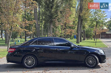 Седан Mercedes-Benz E-Class 2012 в 