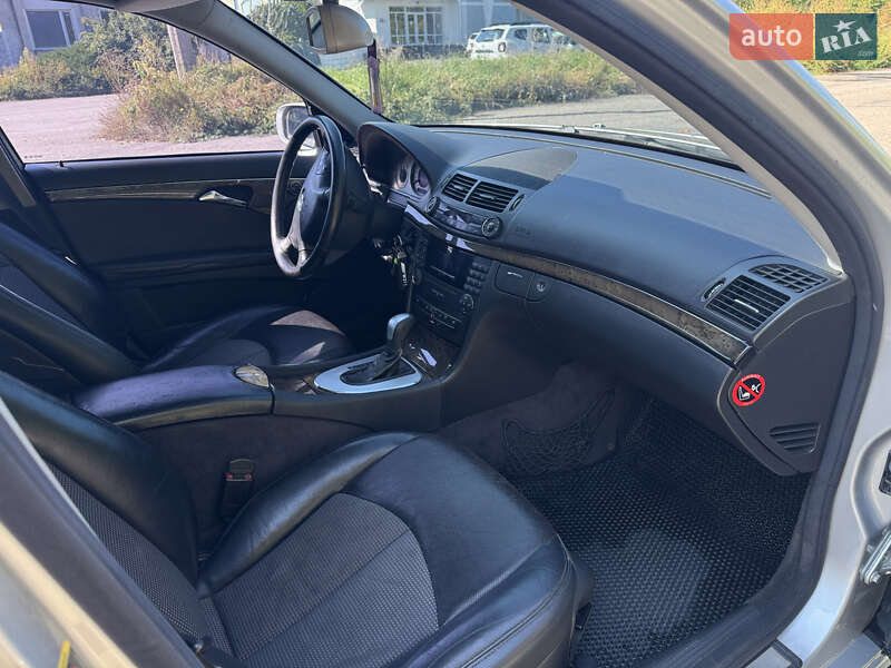 Седан Mercedes-Benz E-Class 2005 в Хмельницькому