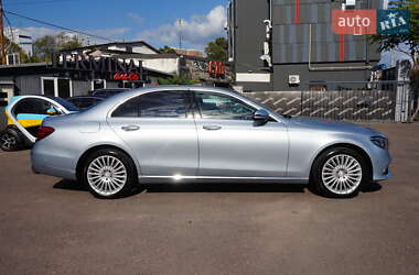 Седан Mercedes-Benz E-Class 2016 в 
