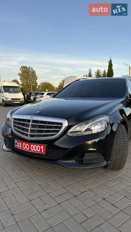 Универсал Mercedes-Benz E-Class 2015 в Нововолынске