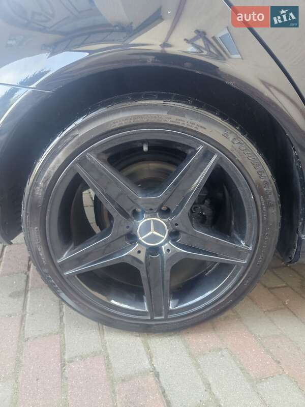 Седан Mercedes-Benz E-Class 2007 в Конопнице