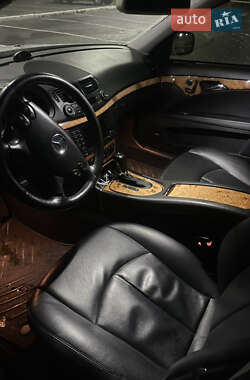 Седан Mercedes-Benz E-Class 2007 в 