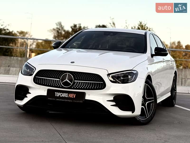 Седан Mercedes-Benz E-Class 2022 в 