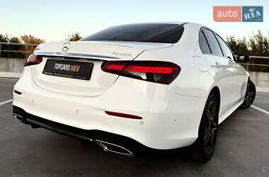 Седан Mercedes-Benz E-Class 2022 в 