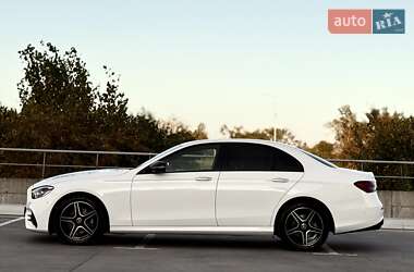 Седан Mercedes-Benz E-Class 2022 в 