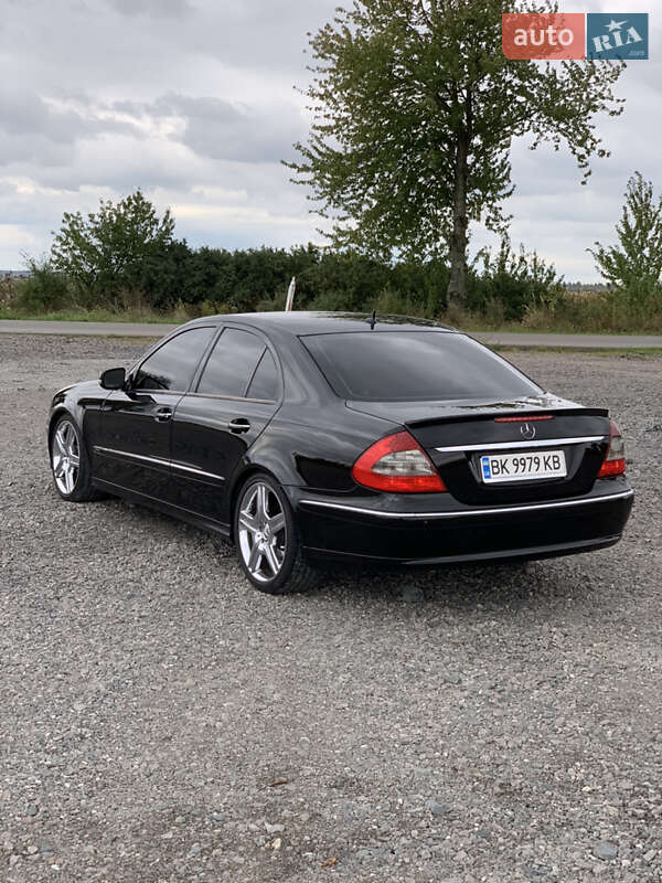 Седан Mercedes-Benz E-Class 2006 в Нововолынске фото 14 Седан Mercedes-Benz E-Class 2006 в Нововолынске