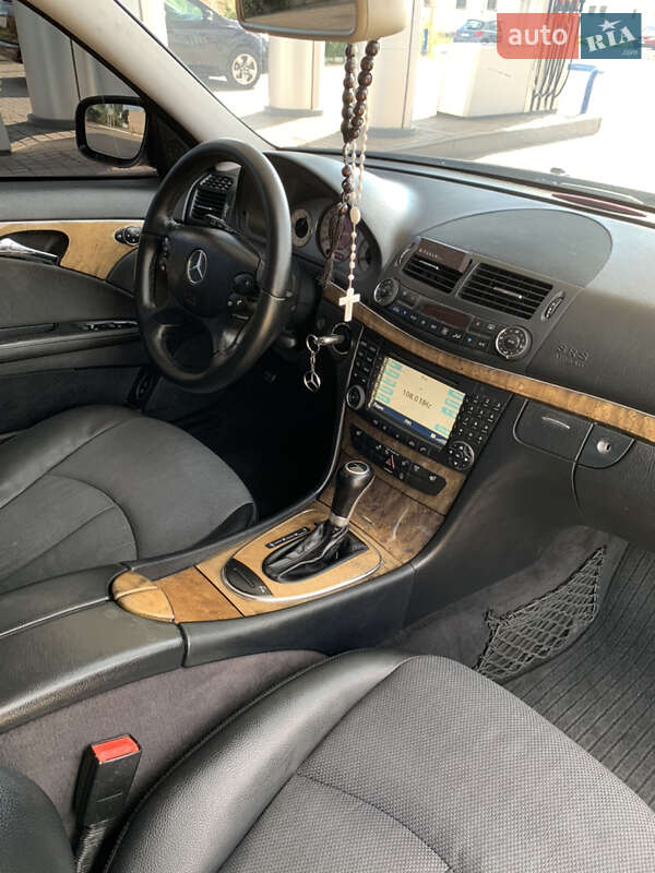 Седан Mercedes-Benz E-Class 2006 в Нововолынске фото 26 Седан Mercedes-Benz E-Class 2006 в Нововолынске