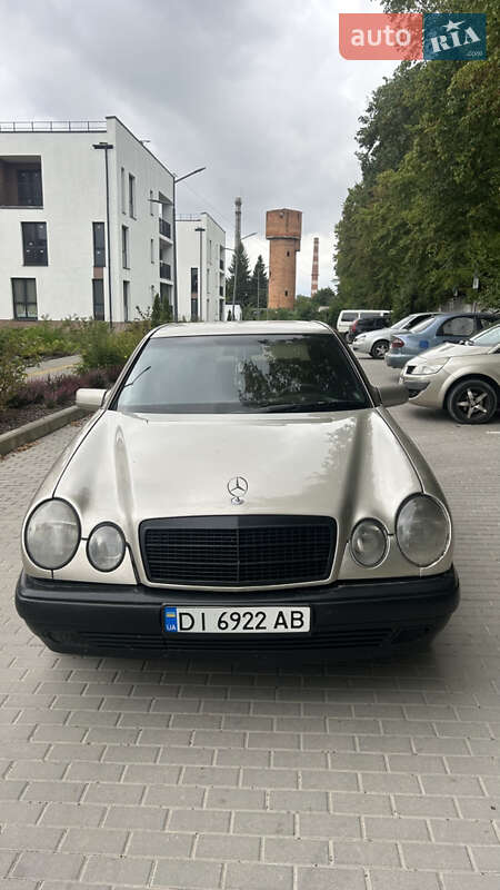 Mercedes-Benz E-Class 1997