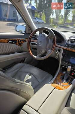 Седан Mercedes-Benz E-Class 2002 в 