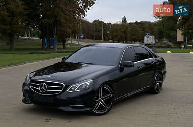 Седан Mercedes-Benz E-Class 2013 в Краматорске