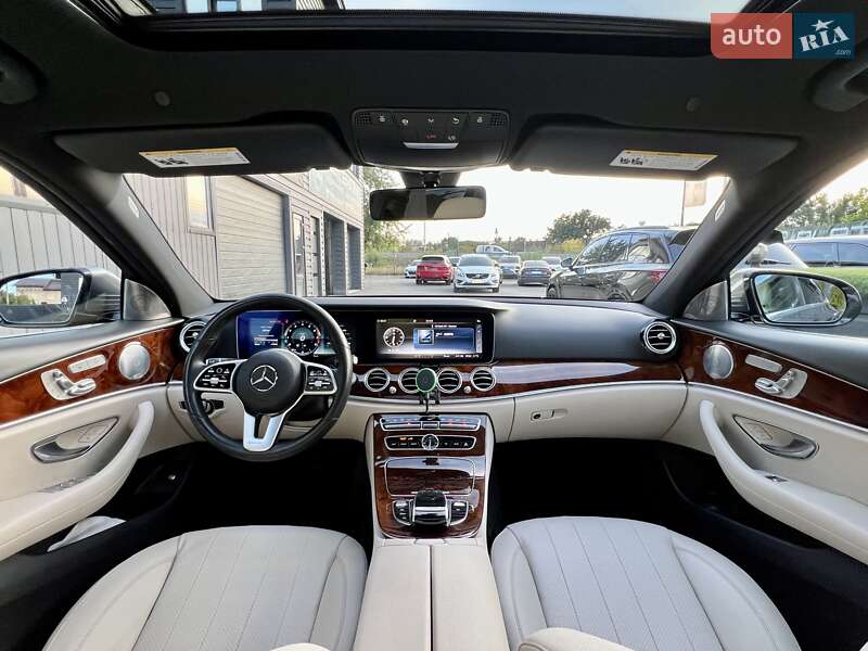 Седан Mercedes-Benz E-Class 2019 в Киеве