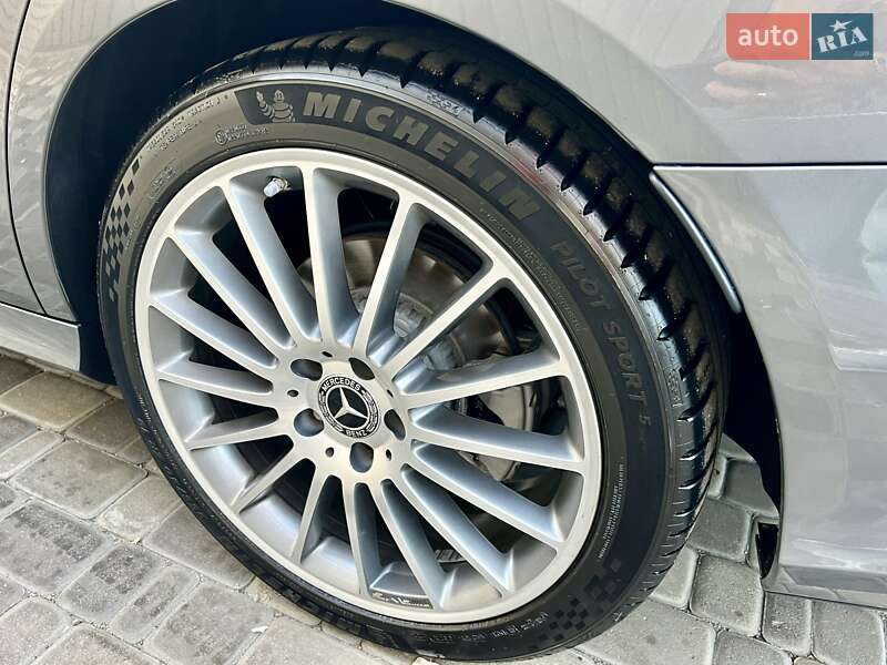 Седан Mercedes-Benz E-Class 2019 в Киеве