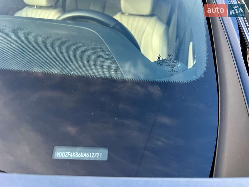 Седан Mercedes-Benz E-Class 2019 в Киеве